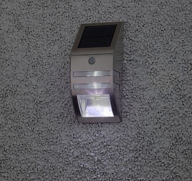 Б0044252 ЭРА Фасадный светильник Хром, на солнечной батарее, 3LED, 50lm (12/864)  - фотография 3