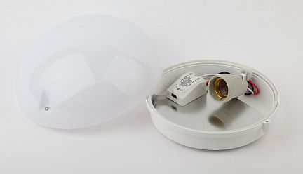 Б0048412 Светильник ЭРА НБП 06-60-102 с фото-шумовым датчиком Сириус IP20 E27 max 60Вт D220 круг белый акустический  - фотография 2