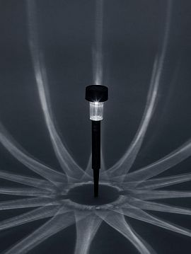 Б0018974 SL-PL30 ЭРА Садовый светильник на солнечной батарее, пластик, черный, 30 см (24/1320)  - фотография 7