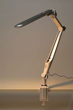 Б0052768 Настольный светильник ЭРА NLED-496-12W-S светодиодный на струбцине серебро, Б0052768  - фотография 4